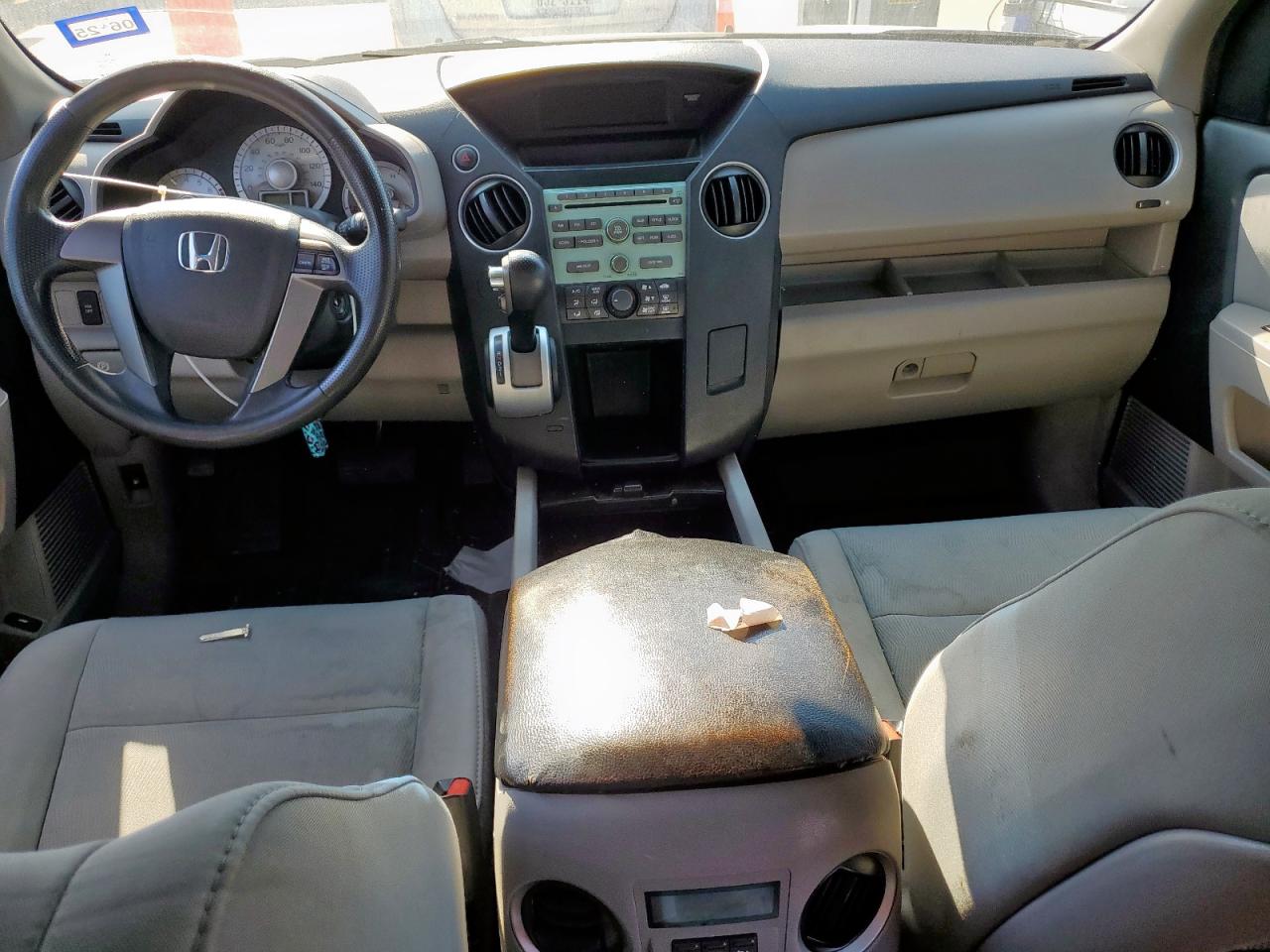 2011 Honda Pilot Lx VIN: 5FNYF3H22BB025642 Lot: 86422505