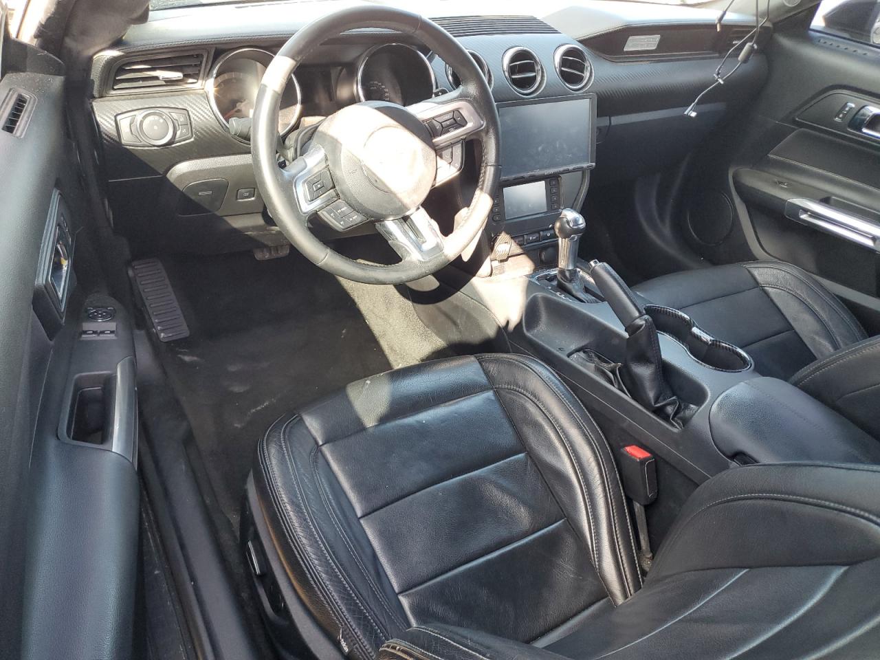 2016 Ford Mustang VIN: 1FA6P8AM9G5327635 Lot: 89823535