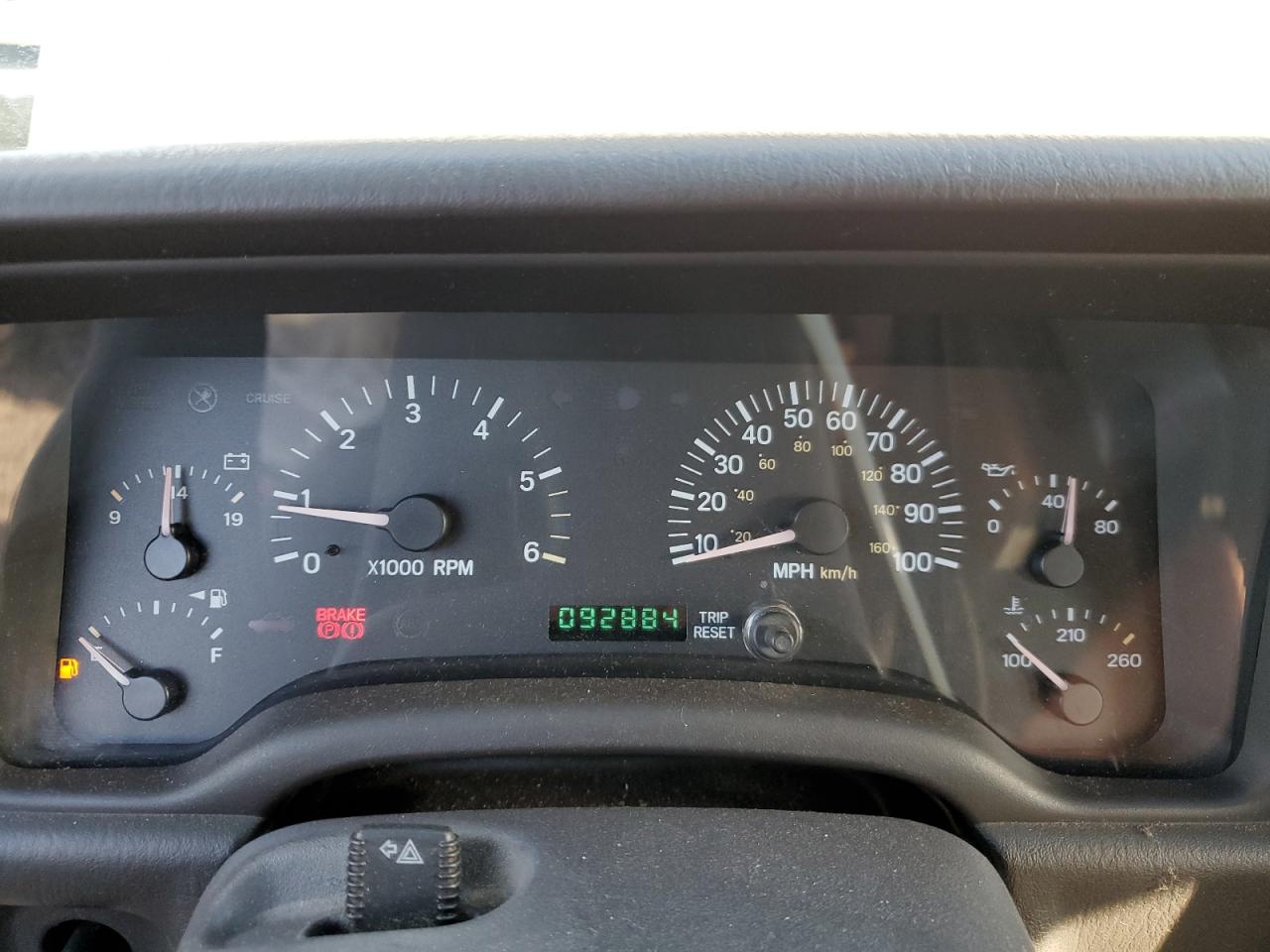 2000 Jeep Cherokee Classic VIN: 1J4FF58S8YL194566 Lot: 85357295