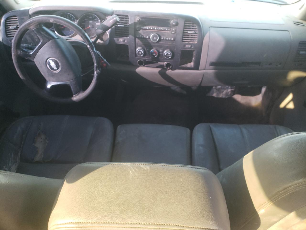 2008 Chevrolet Silverado C2500 Heavy Duty VIN: 1GCHC23K28F150977 Lot: 82216455