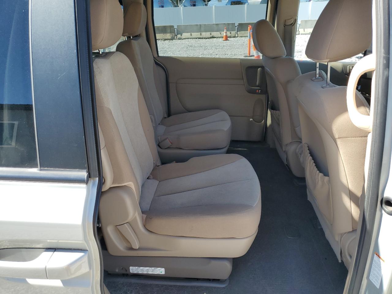 2012 Kia Sedona Lx VIN: KNDMG4C77C6483498 Lot: 82364455