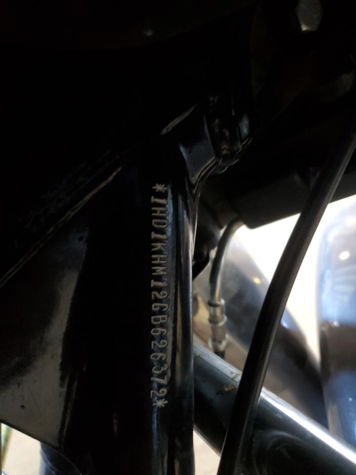 2016 Harley-Davidson Fltrx Road Glide VIN: 1HD1KHM12GB626372 Lot: 85540855