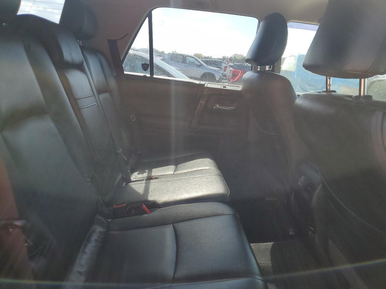 2015 Toyota 4Runner Sr5/Sr5 Premium VIN: JTEBU5JR9F5227055 Lot: 84472495