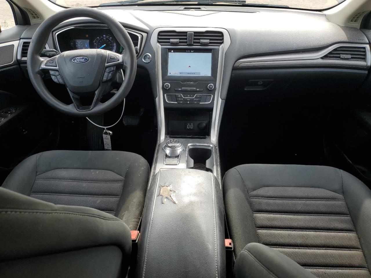 2019 Ford Fusion Se VIN: 3FA6P0LU5KR131194 Lot: 87065255