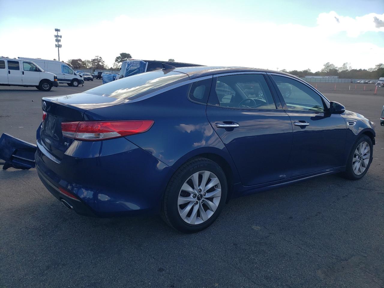 2016 Kia Optima Ex VIN: 5XXGU4L36GG087928 Lot: 89592085