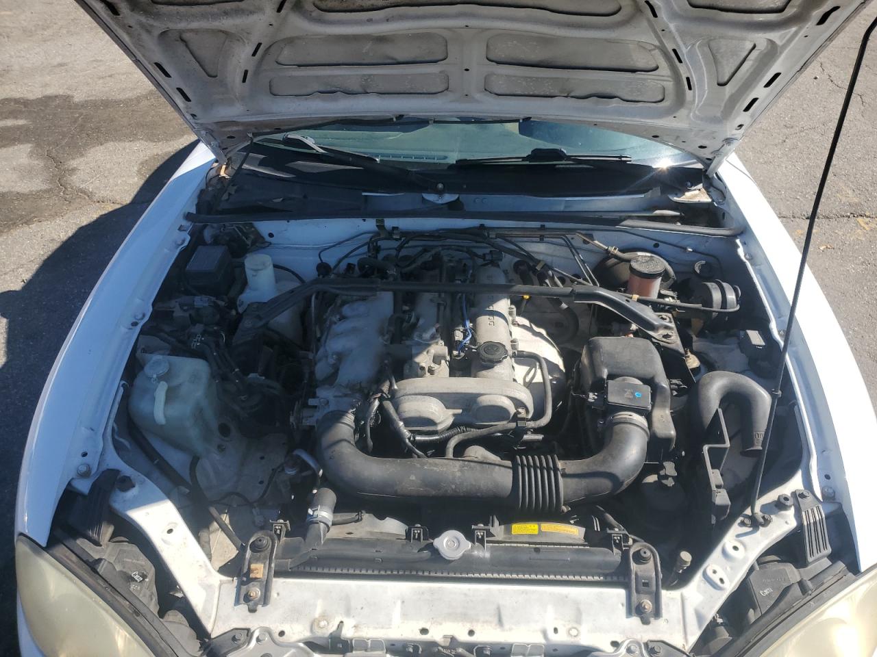 2004 Mazda Mx-5 Miata Base VIN: JM1NB353040403986 Lot: 91016965