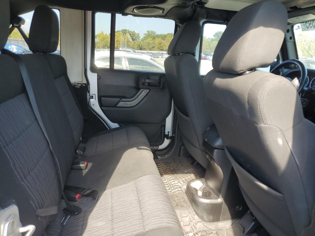 2012 Jeep Wrangler Unlimited Sport VIN: 1C4HJWDG6CL252204 Lot: 84923595