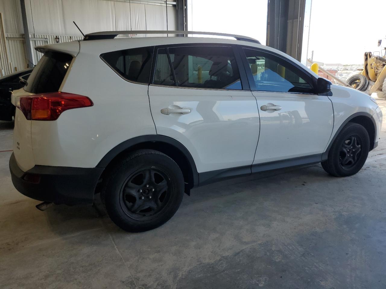 2015 Toyota Rav4 Le white  gas 2T3BFREV0FW260807 photo #4