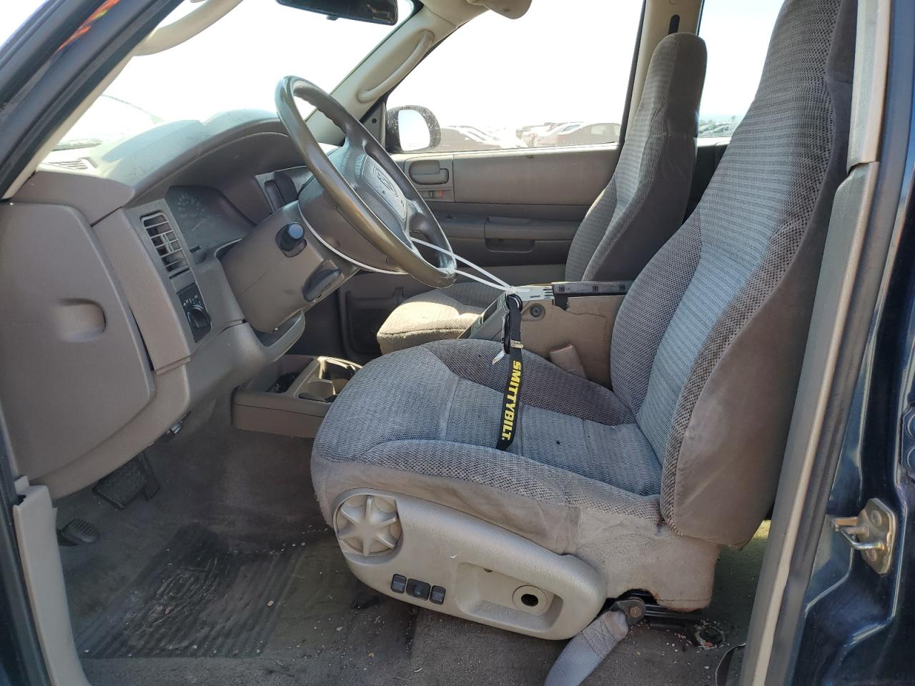 2003 Dodge Durango Sport VIN: 1D4HR38N33F593240 Lot: 85823245