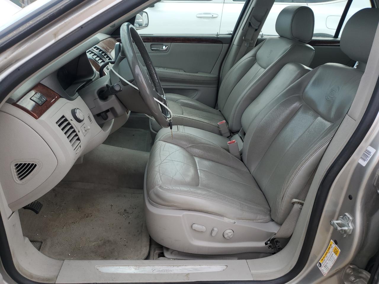 2007 Cadillac Dts VIN: 1G6KD57Y27U138375 Lot: 85000595