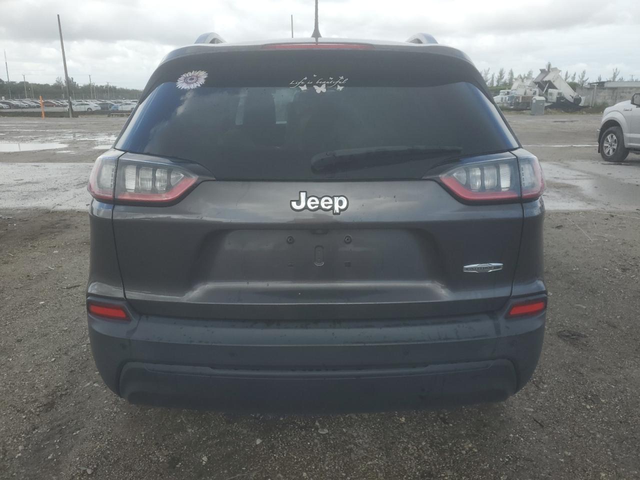 2020 Jeep Cherokee Latitude Plus VIN: 1C4PJLLB7LD653089 Lot: 81928485