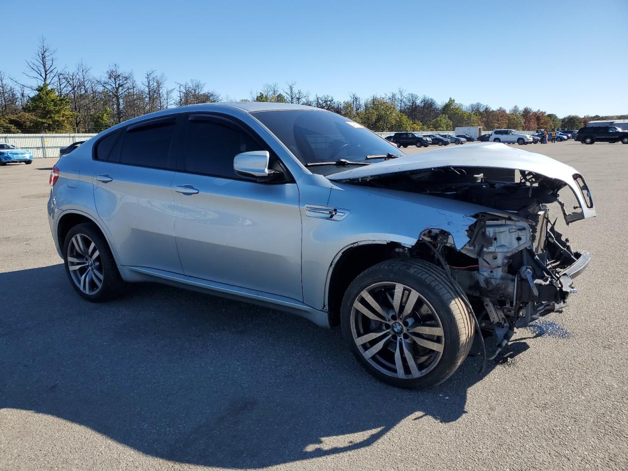 Фото: 5YMGZ0C59E0C40368