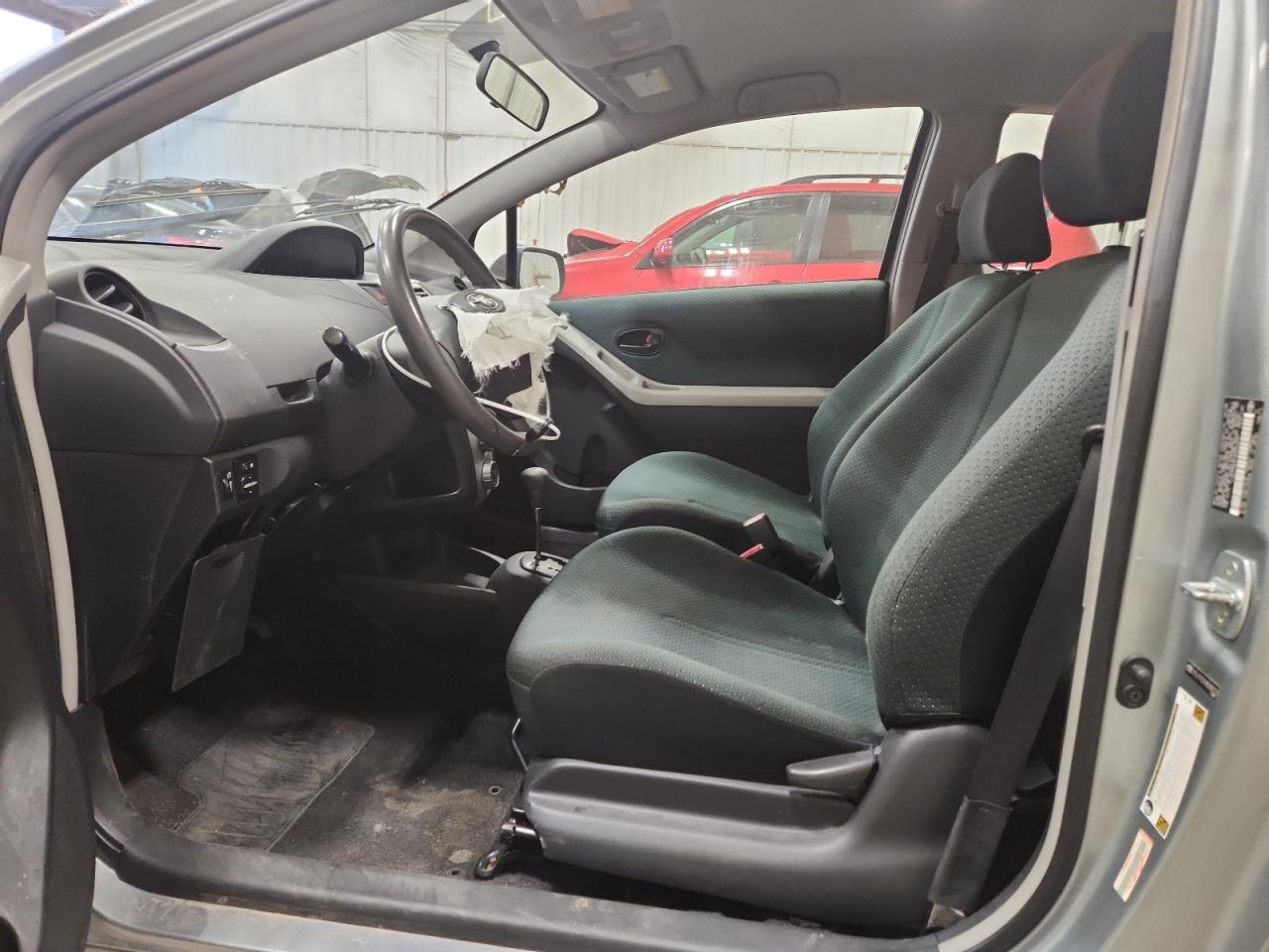 2008 Toyota Yaris VIN: JTDJT923185209222 Lot: 86218165