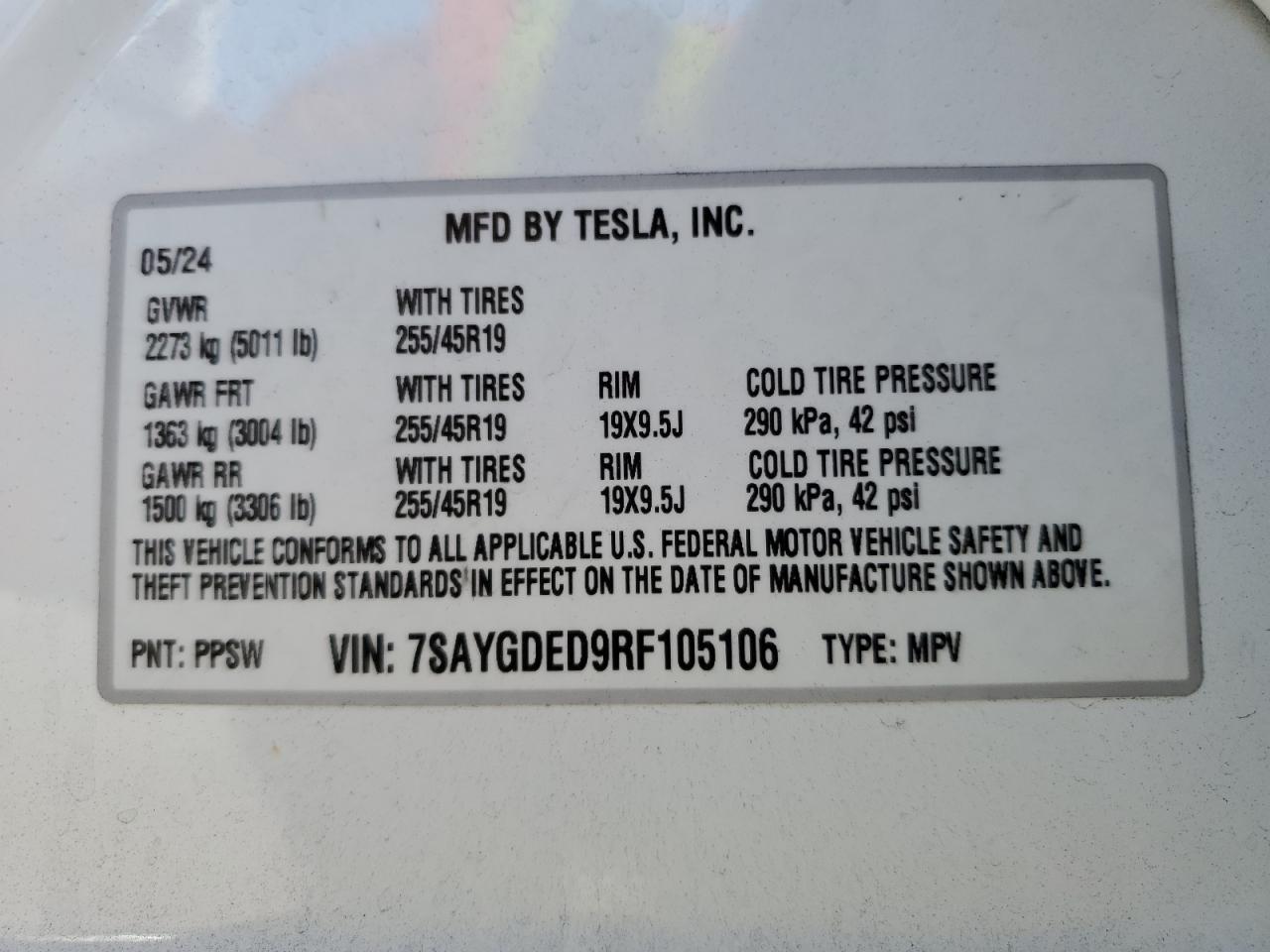 2024 Tesla Model Y VIN: 7SAYGDED9RF105106 Lot: 89711035