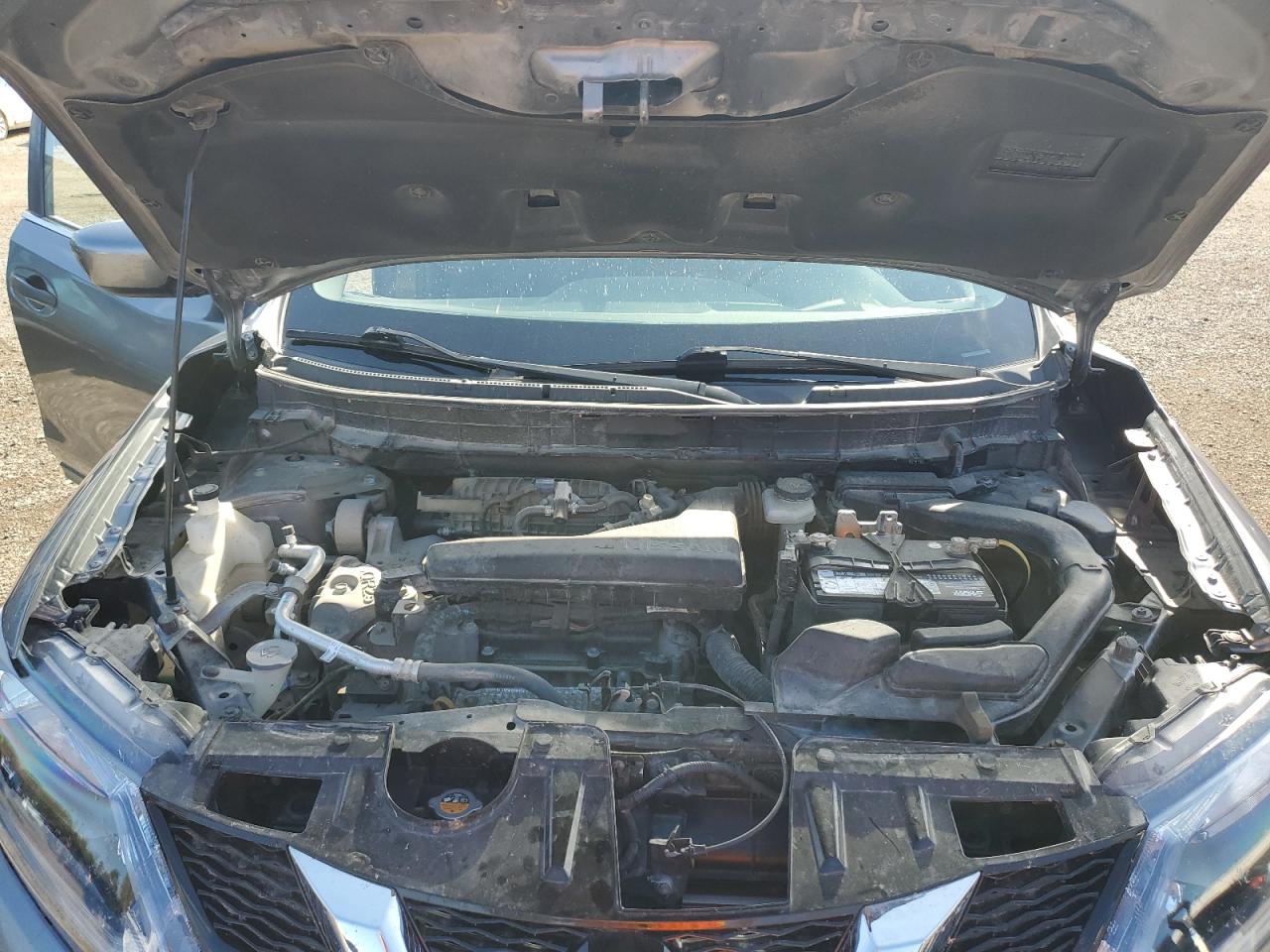 2016 Nissan Rogue S VIN: KNMAT2MV3GP703302 Lot: 85861675