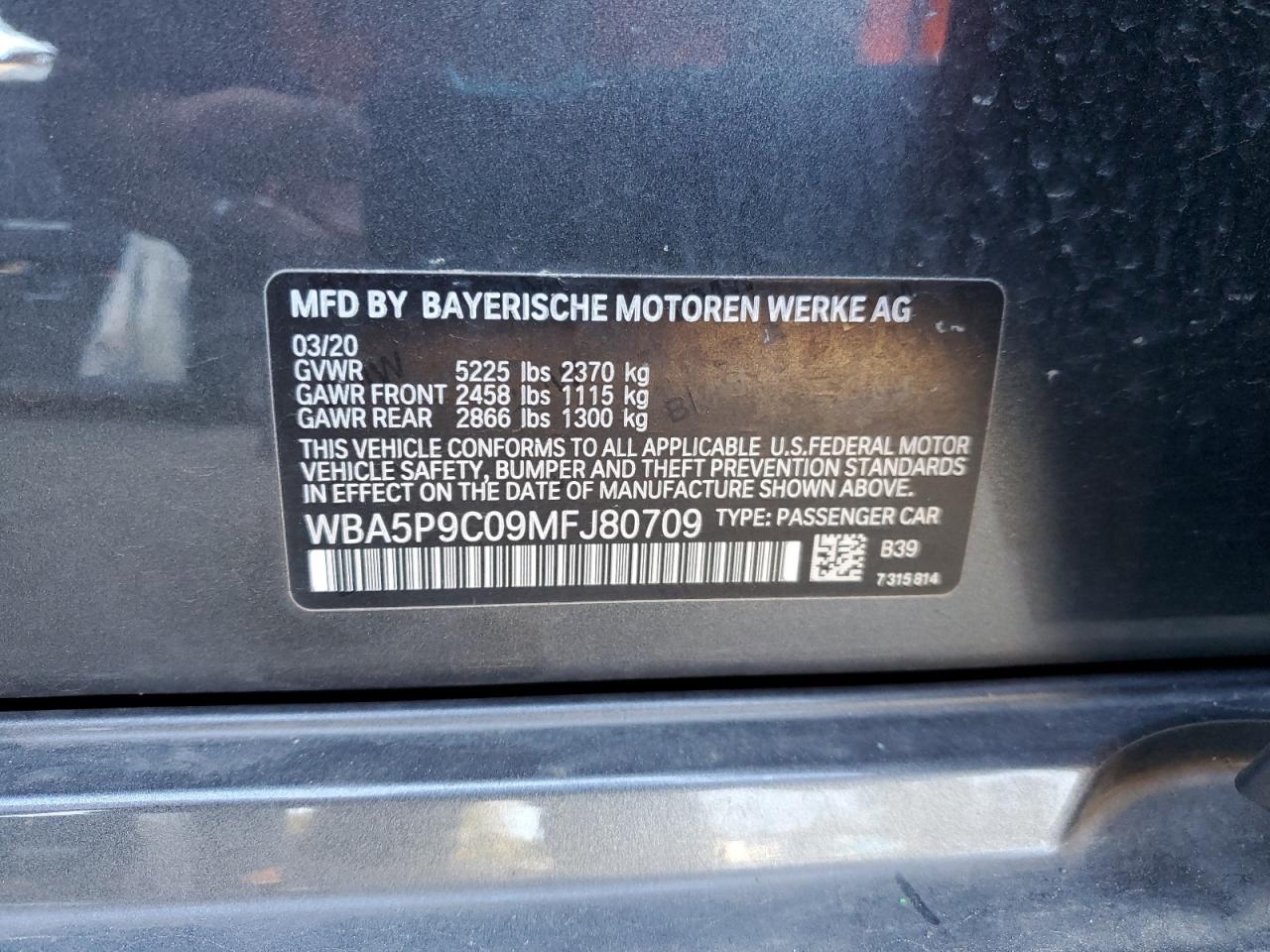 Фото: WBA5P9C09MFJ80709