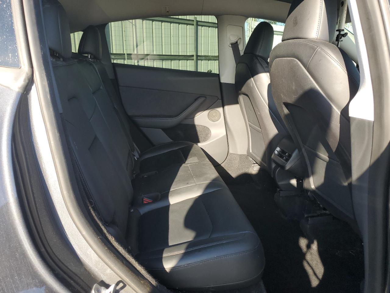 2023 Tesla Model Y VIN: 7SAYGDEE2PA104141 Lot: 85351425