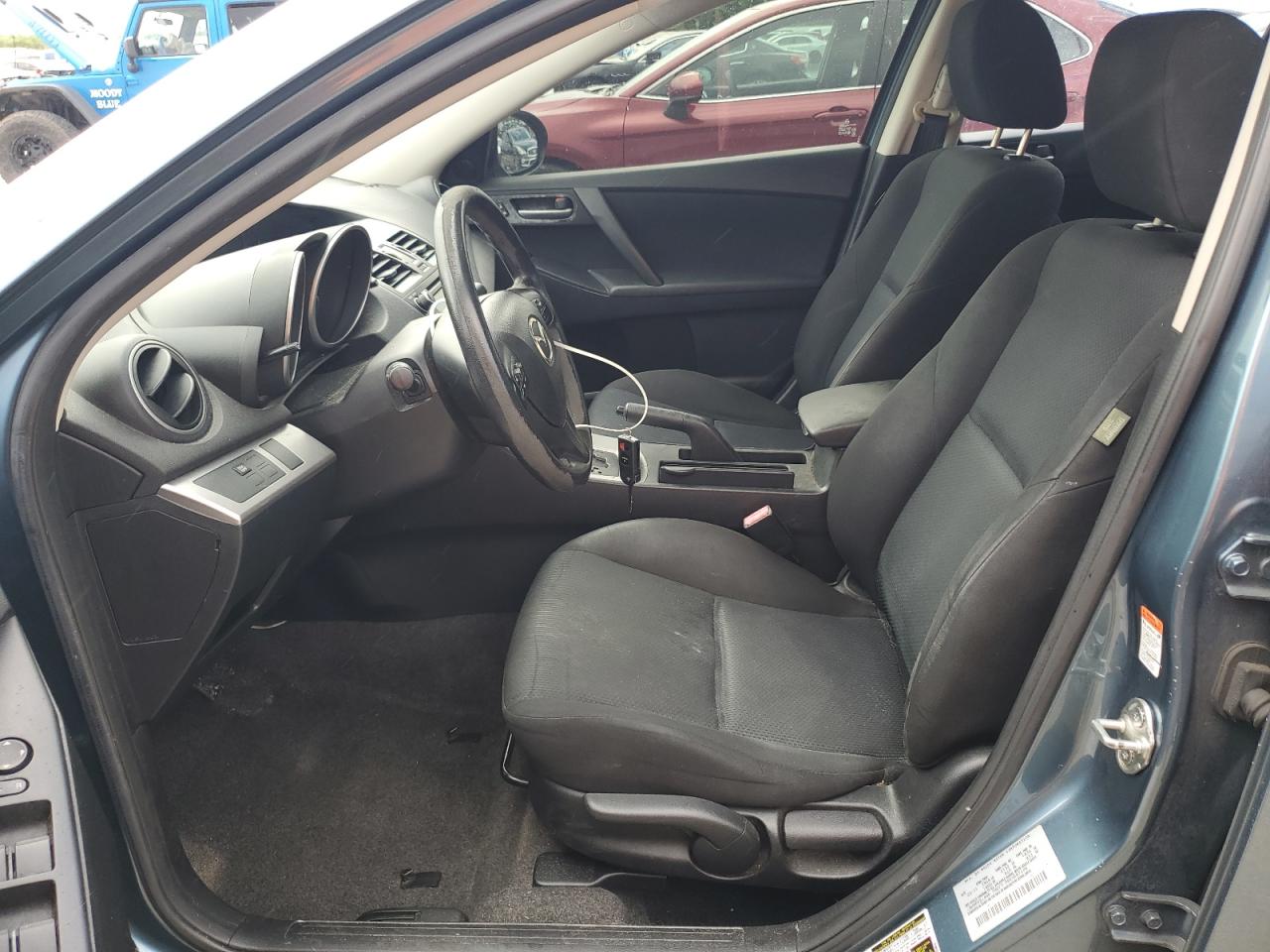 2011 Mazda 3 I VIN: JM1BL1VF3B1475352 Lot: 84654665