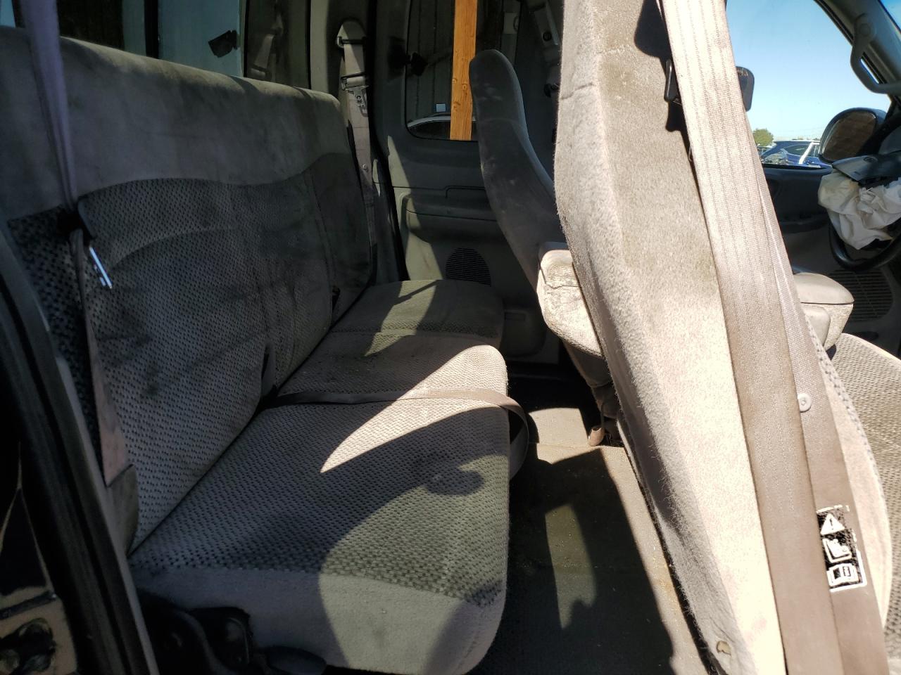 2000 Ford F150 VIN: 1FTRX18L9YKA39810 Lot: 85877565