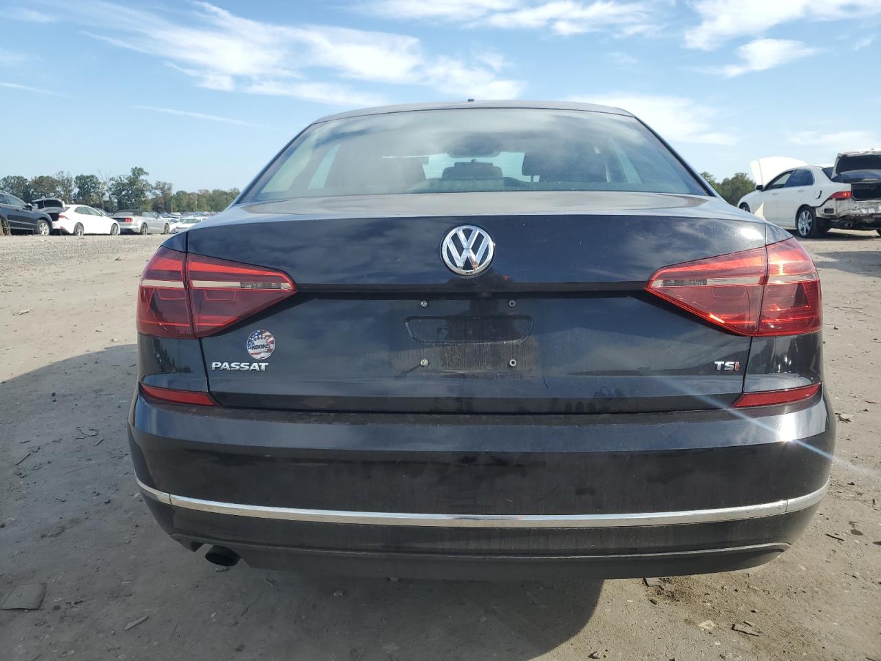 2018 Volkswagen Passat S VIN: 1VWAA7A36JC009687 Lot: 84638435