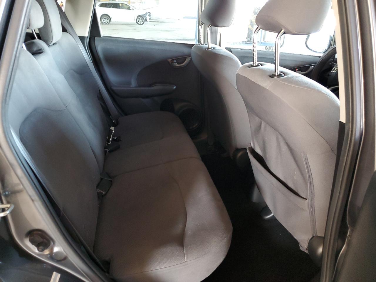 2013 Honda Fit VIN: JHMGE8H32DC058319 Lot: 87094895