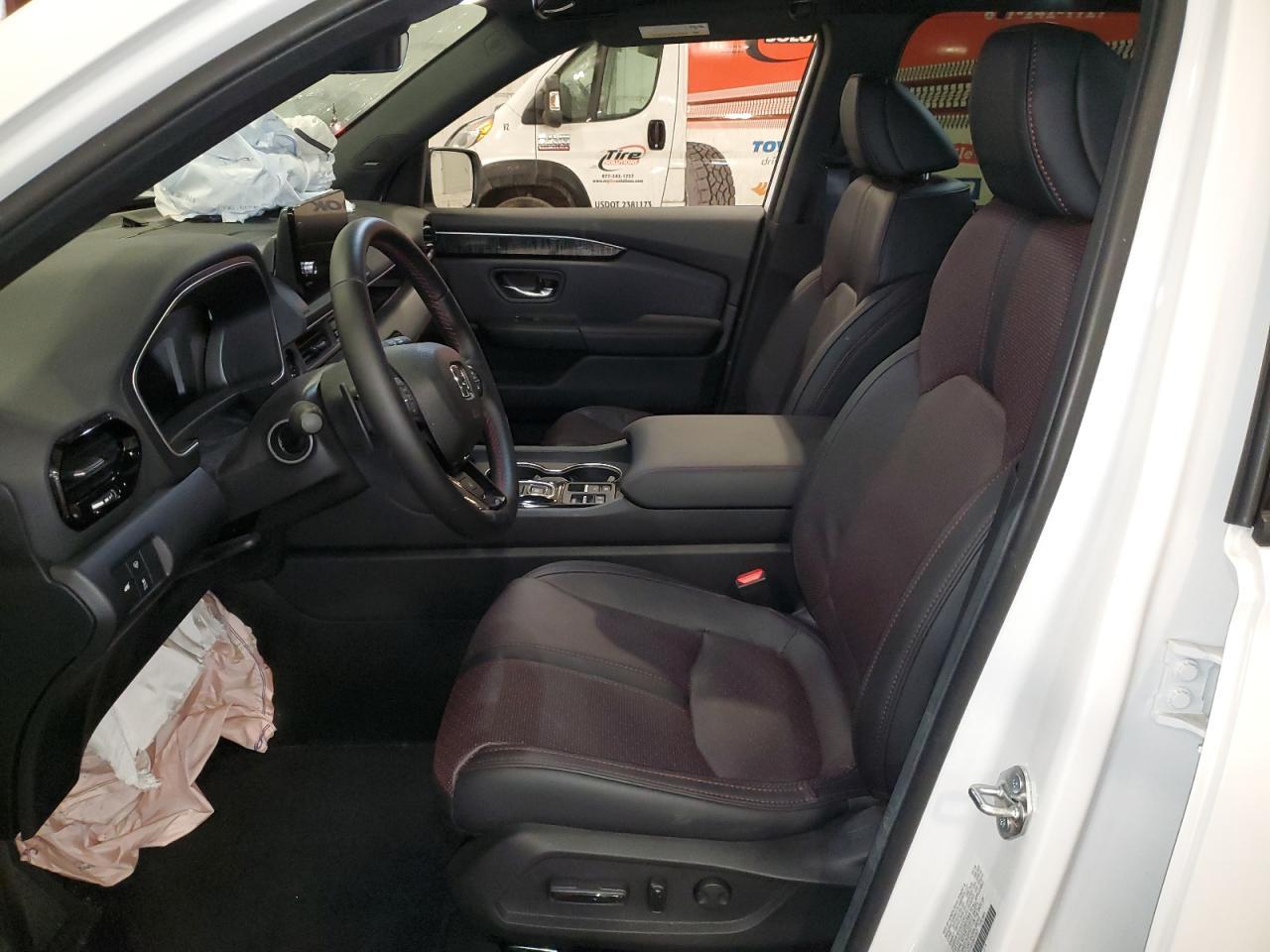 2025 Honda Pilot Black VIN: 5FNYG1H91SB010807 Lot: 81958715