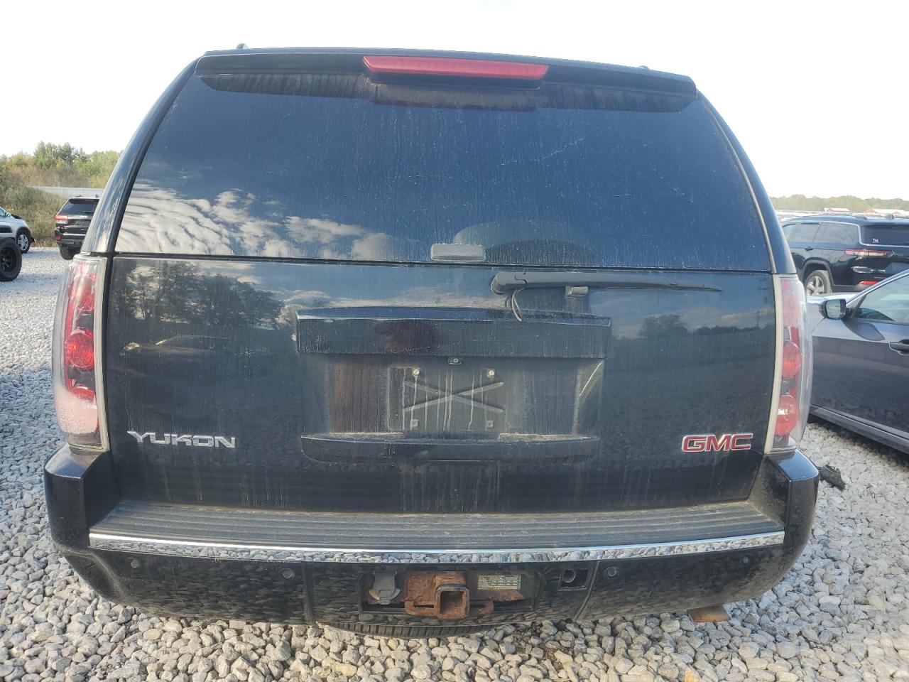 2007 GMC Yukon Denali VIN: 1GKFK63867J153869 Lot: 82257525