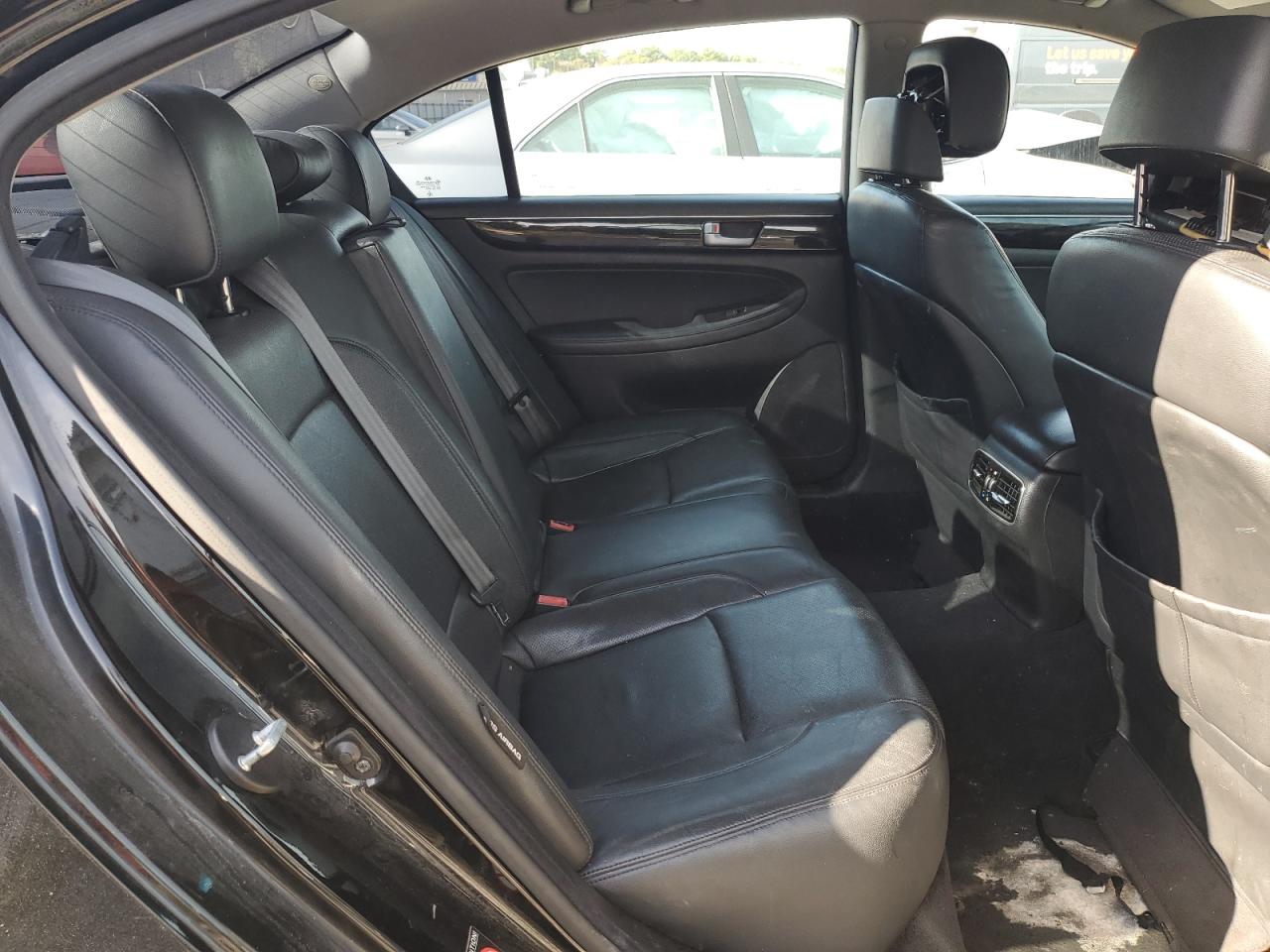 2013 Hyundai Genesis 3.8L VIN: KMHGC4DD9DU257307 Lot: 84794715