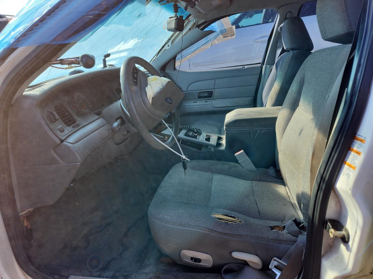 2004 Ford Crown Victoria Police Interceptor VIN: 2FAHP71W34X104120 Lot: 83999105