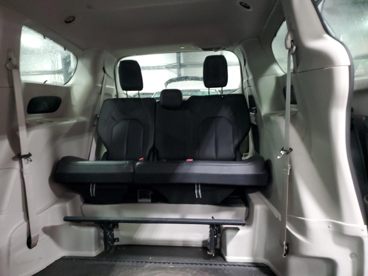 2022 Chrysler Pacifica Touring L VIN: 2C4RC1BG7NR172408 Lot: 85718945