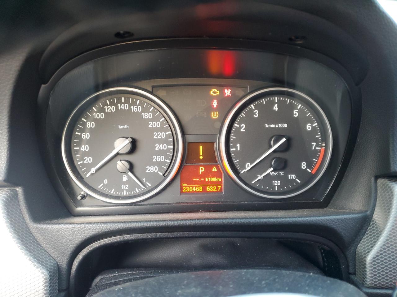 2011 BMW 335 Xi VIN: WBAKF9C58BE619063 Lot: 85111495