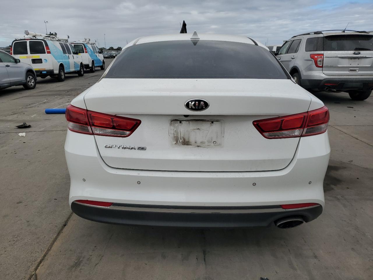 2018 Kia Optima Lx VIN: 5XXGT4L3XJG204601 Lot: 83961245