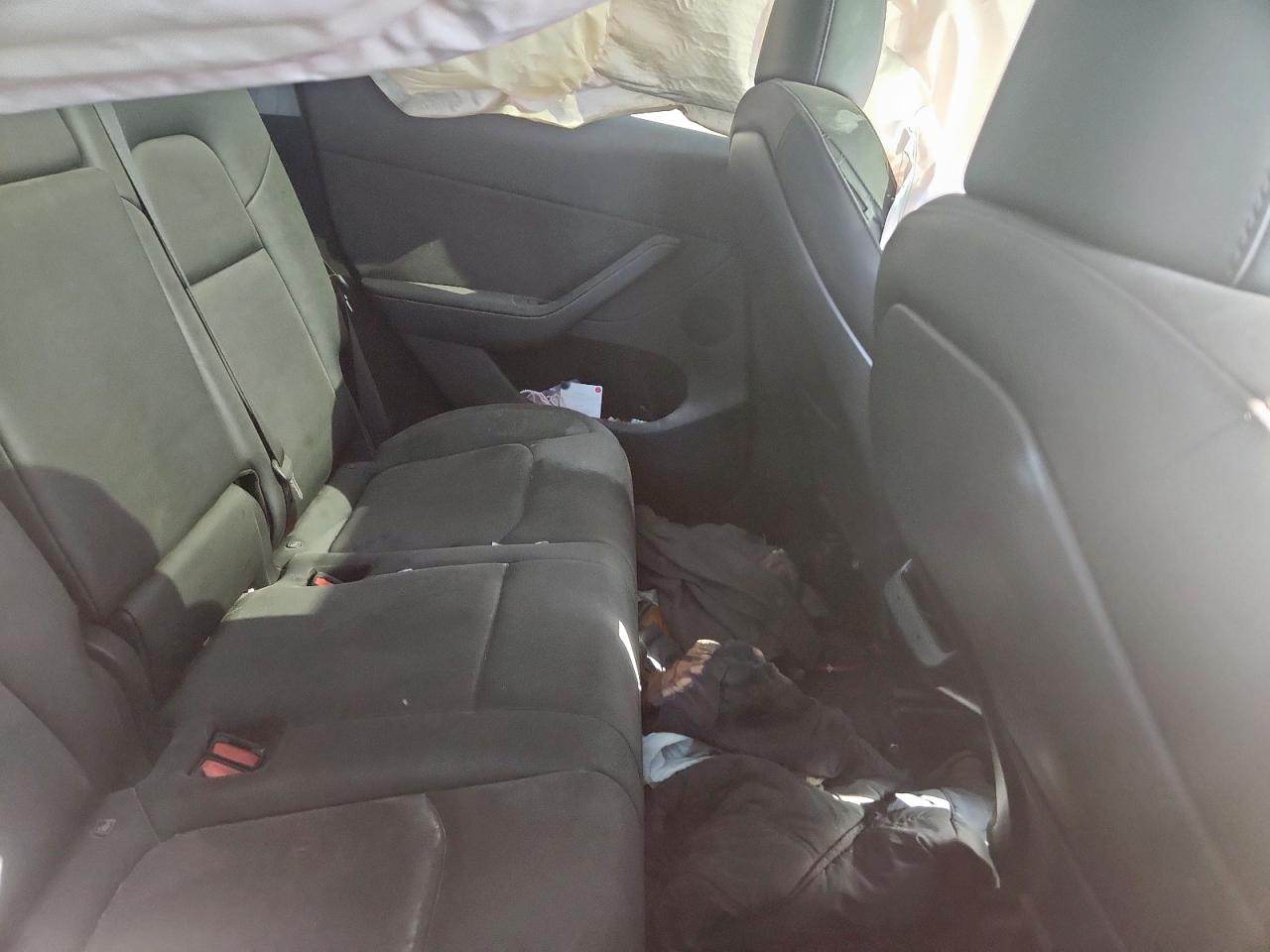 2023 Tesla Model Y VIN: 7SAYGDEE3PA103726 Lot: 90580685