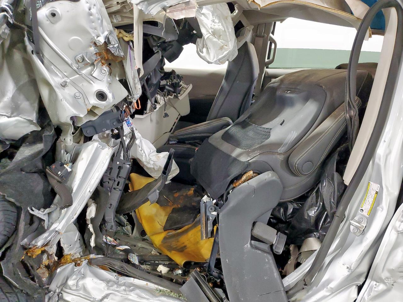 2024 Chrysler Pacifica Touring L VIN: 2C4RC1BG3RR173027 Lot: 86121225