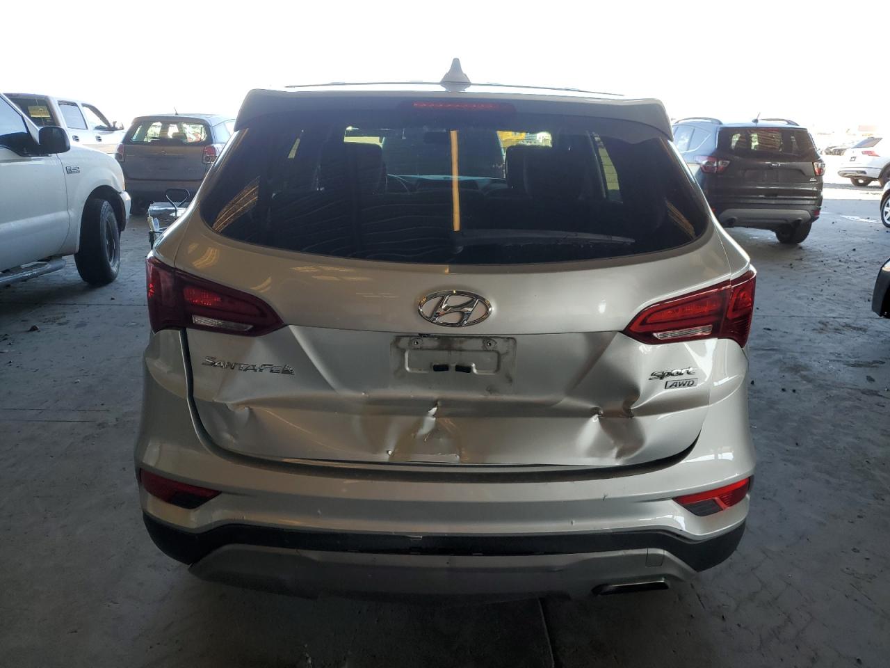 2017 Hyundai Santa Fe Sport VIN: 5XYZTDLB8HG392640 Lot: 82265065