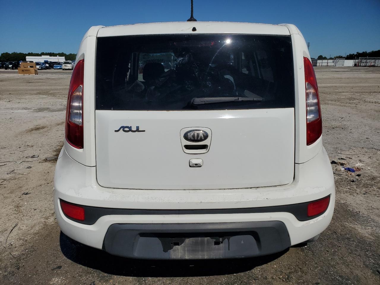2013 Kia Soul + VIN: KNDJT2A64D7574799 Lot: 85830605