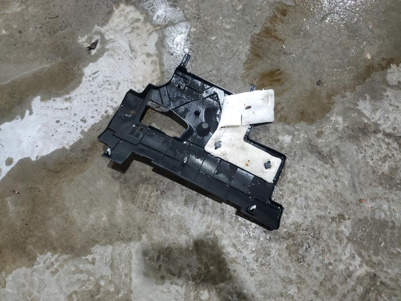 2013 Honda Fit VIN: JHMGE8H31DC021908 Lot: 90487605