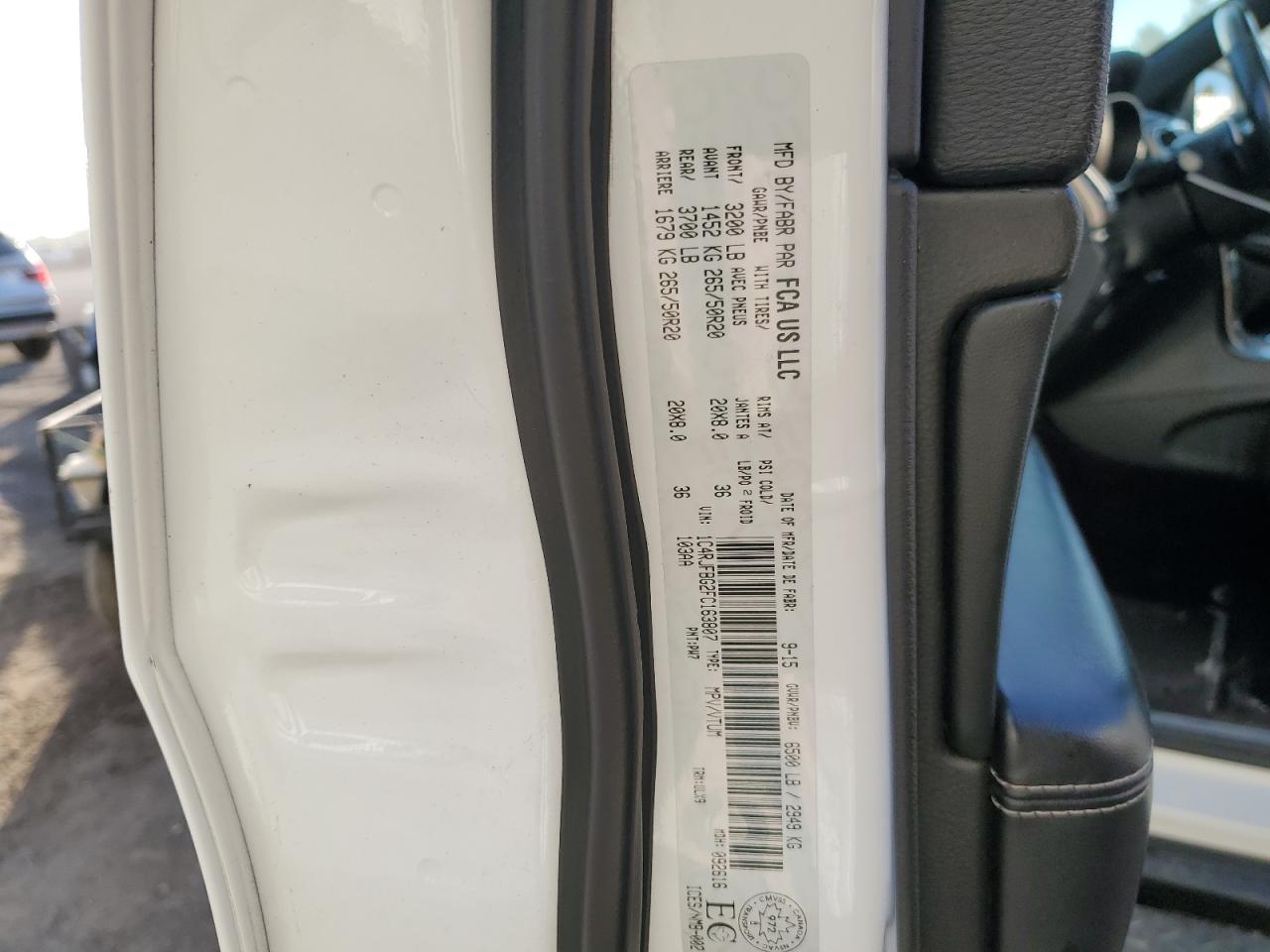 2015 Jeep Grand Cherokee Limited VIN: 1C4RJFBG2FC163807 Lot: 85093865