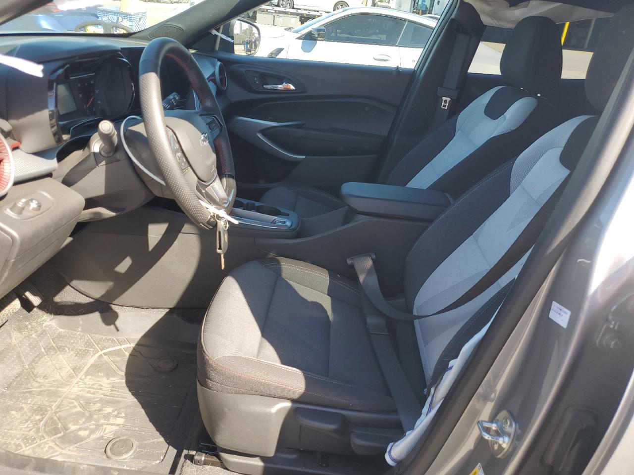 2024 Chevrolet Trax 1Rs VIN: KL77LGE2XRC196935 Lot: 85395245