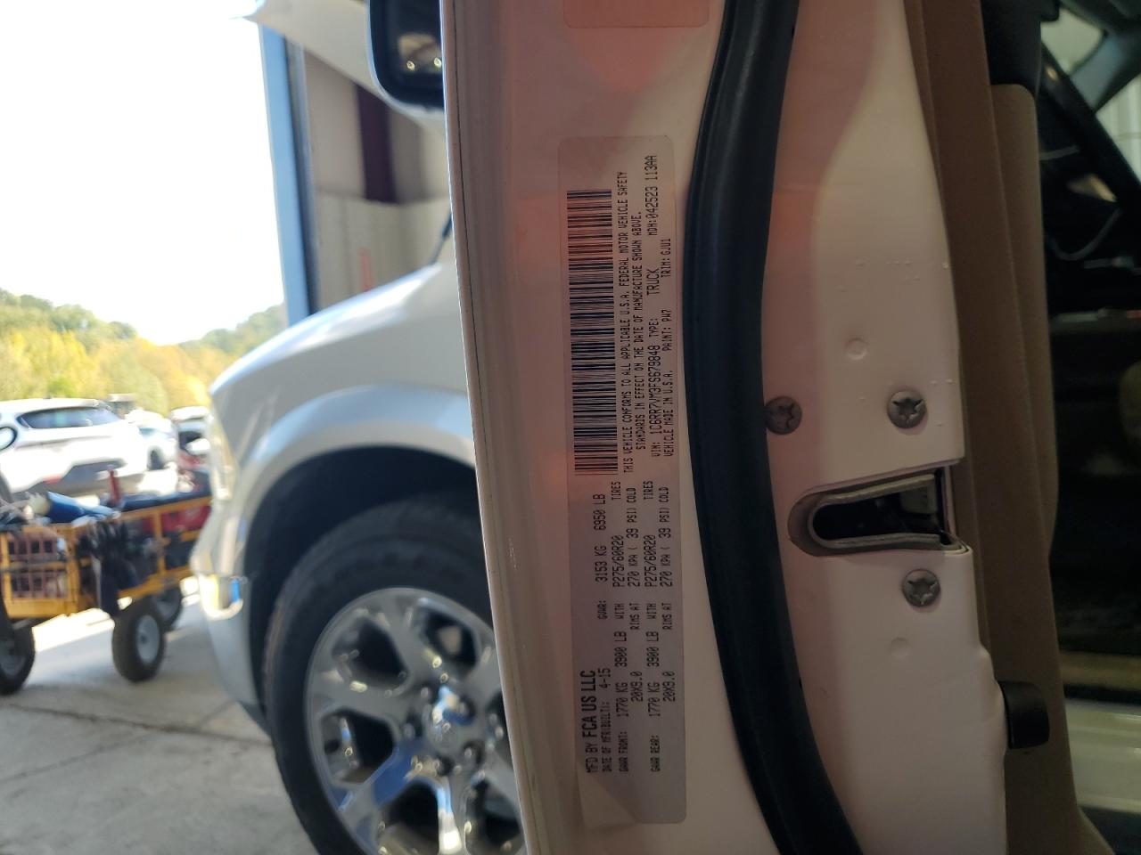 2015 Ram 1500 Laramie VIN: 1C6RR7VM3FS679848 Lot: 85516495