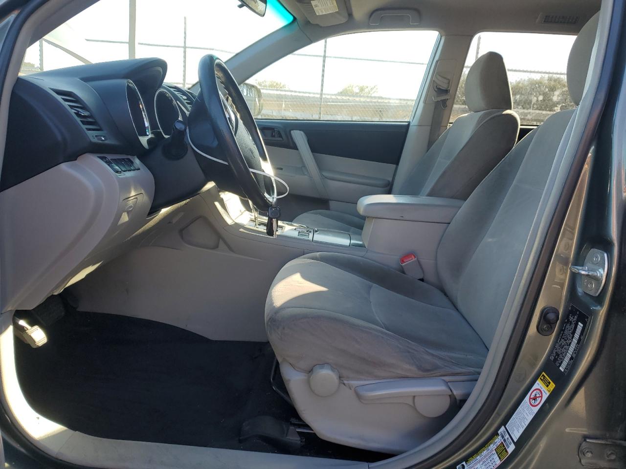 2013 Toyota Highlander Base VIN: 5TDZA3EH1DS031555 Lot: 82263875