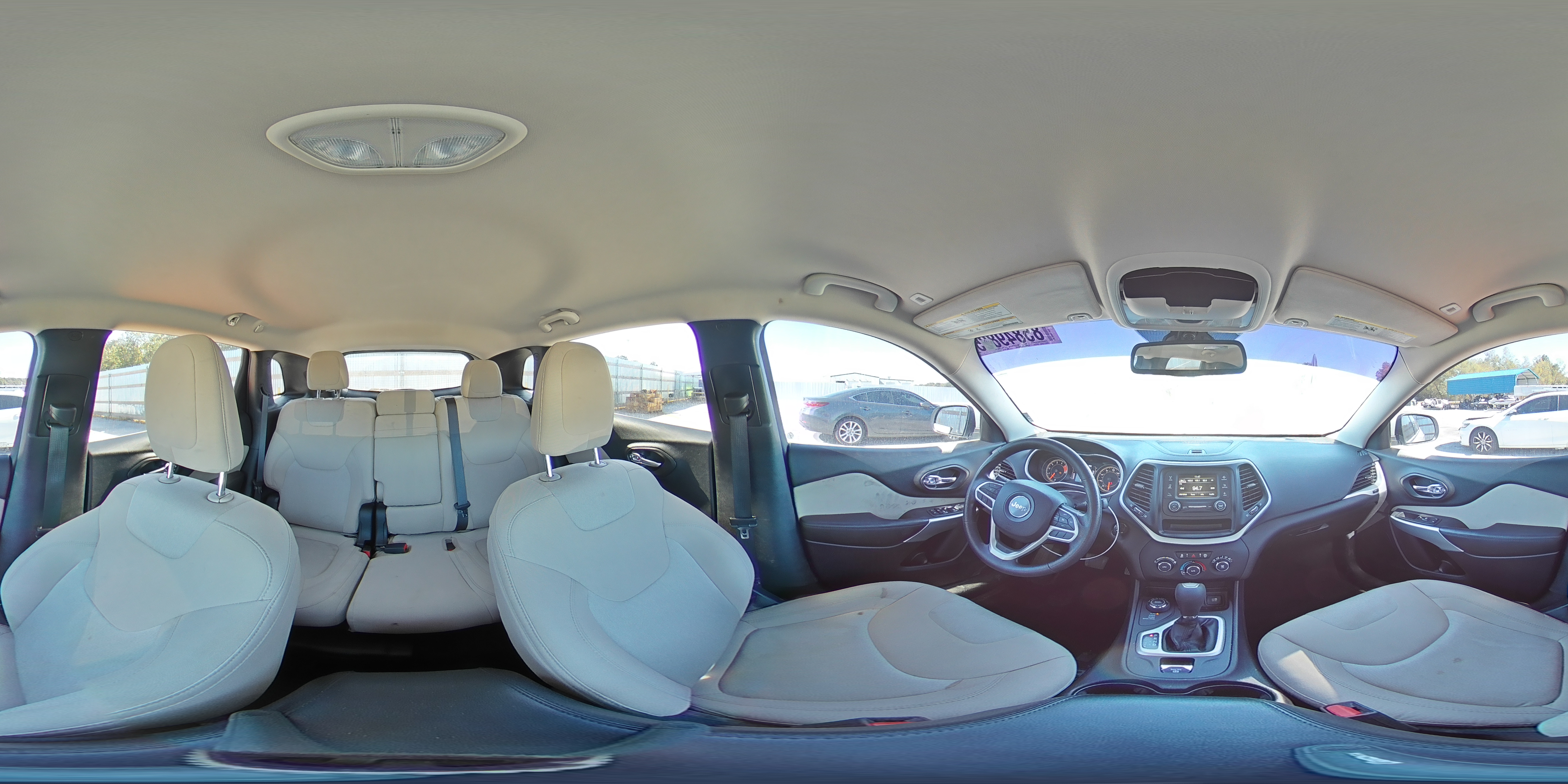 2018 Jeep Cherokee Latitude VIN: 1C4PJMCX4JD545785 Lot: 85849825