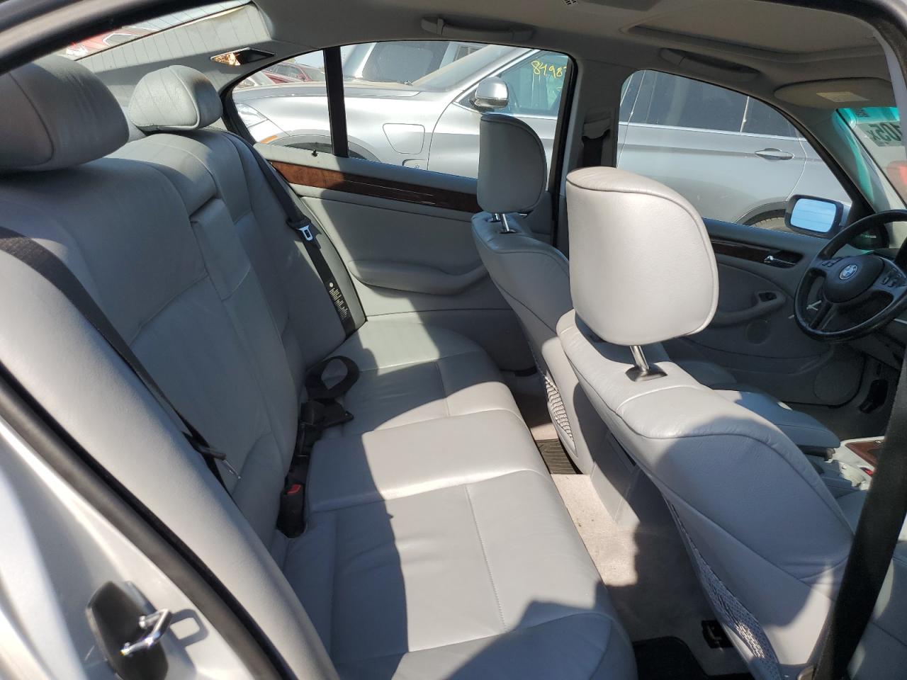 2002 BMW 330 I VIN: WBAEV53462KM15038 Lot: 84202105