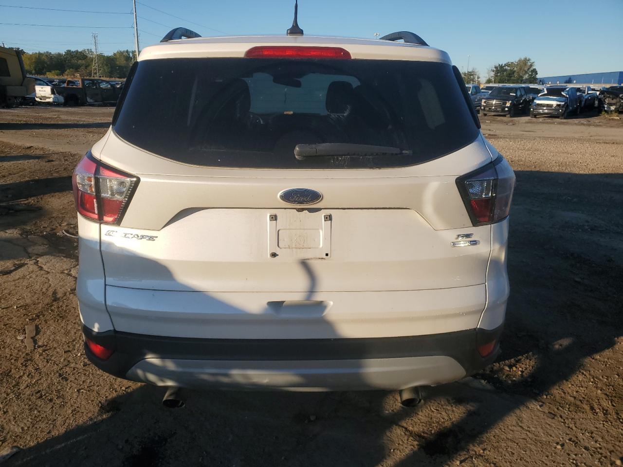 2018 Ford Escape Se VIN: 1FMCU9GD4JUD57413 Lot: 85937505