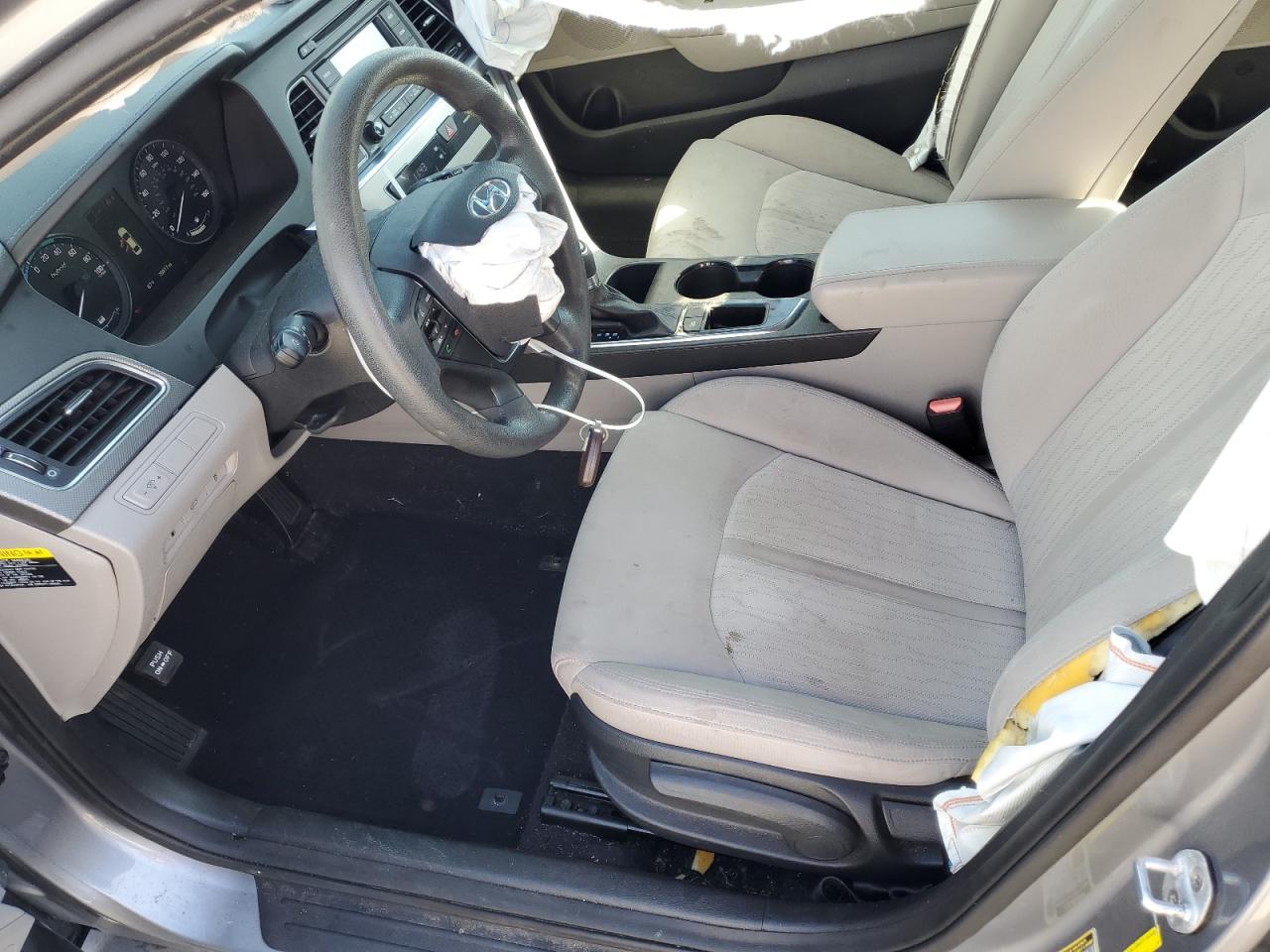 2016 Hyundai Sonata Hybrid VIN: KMHE24L18GA037244 Lot: 86216525