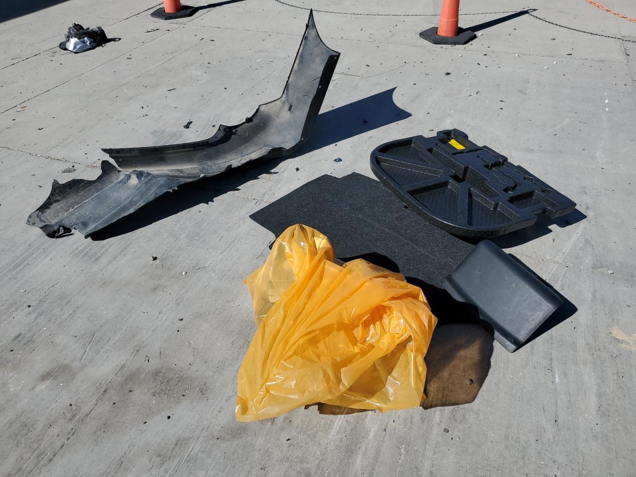 2014 Toyota Camry Hybrid VIN: 4T1BD1FK9EU137932 Lot: 85549335