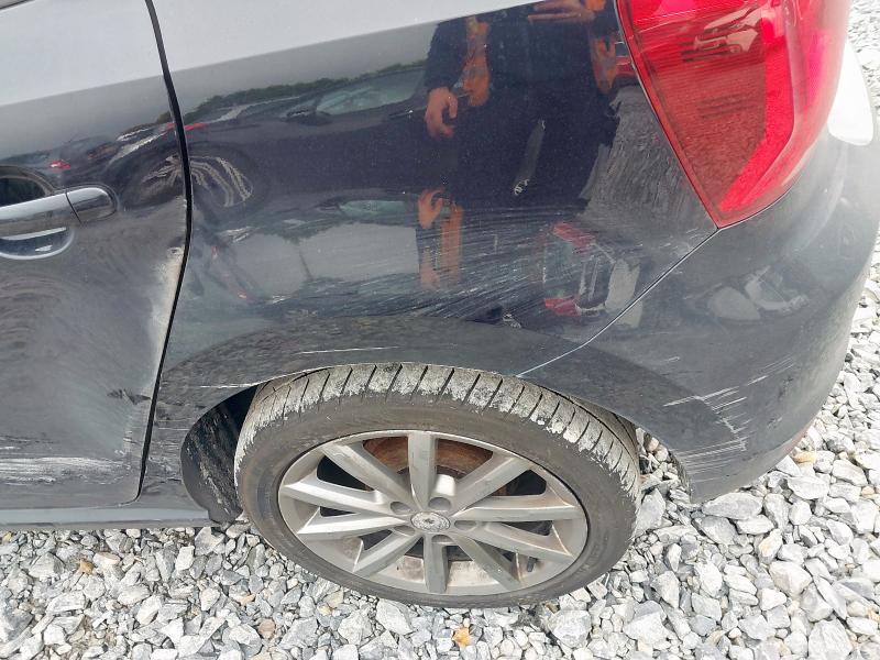 2015 VOLKSWAGEN POLO SE DESIGN TDI 