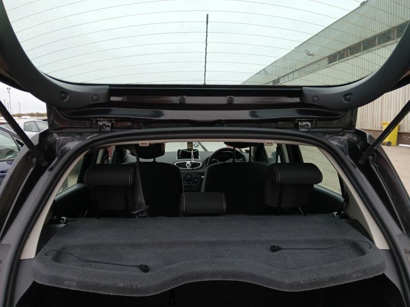 2011 RENAULT CLIO 1.2 16V DYNAMIQUE TOMTOM 5DR