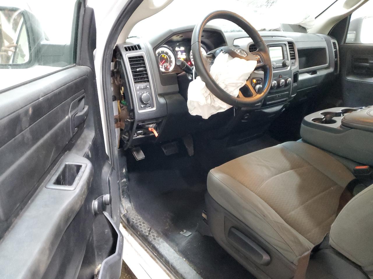 2016 Ram 1500 St VIN: 3C6JR7AG8GG209904 Lot: 86138765