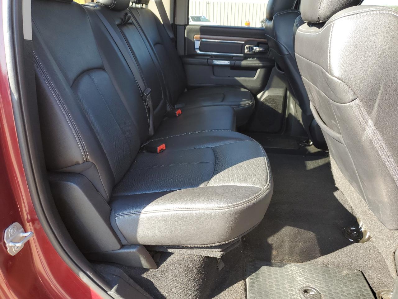 2018 Ram 1500 Laramie VIN: 1C6RR7NT2JS197095 Lot: 86638465